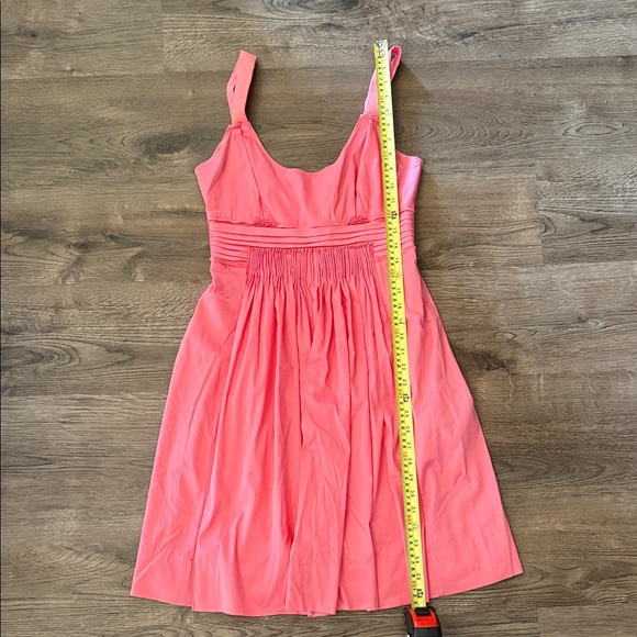 Elie Tahari Dresses & Skirts - Elie Tahari Coral Sleeveless Dress